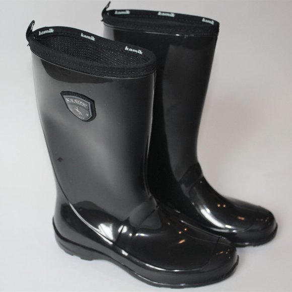 kamik black rain boots